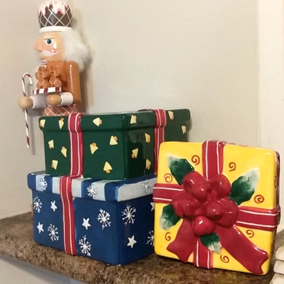 Vintage Cookie Jar Christmas Presents Stacked Boxes - Picture 5 of 8